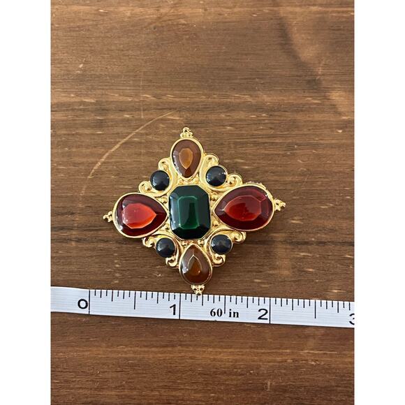 Jay Strongwater Signed Pendant Red Green Gold Tone Jewel Cross Brooch Vintage - Picture 6 of 6